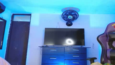 Snapshot of engiel_phoenix chatting on 14, 2, 2026 Engiel phoenix instagram engiel 13 online show from 14, 2, 2026