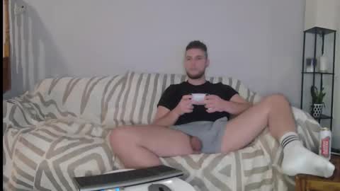 Englishladxxx online show from 14, 12, 2024