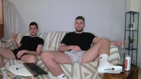 Englishladxxx online show from 11, 1, 2025