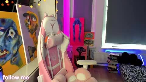 enigmastella online show from 10, 1, 2026