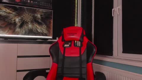 Snapshot of enkeer chatting on 5, 11, 2025 Enker online show from 5, 11, 2025