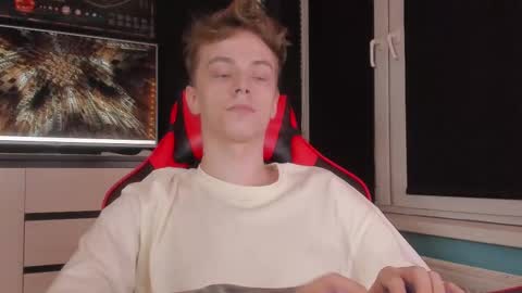 Snapshot of enkeer chatting on 29, 11, 2025 Enker online show from 29, 11, 2025