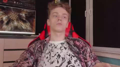 Snapshot of enkeer chatting on 3, 12, 2025 Enker online show from 3, 12, 2025