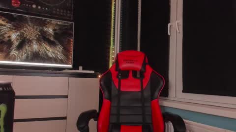 Snapshot of enkeer chatting on 17, 12, 2025 Enker online show from 17, 12, 2025