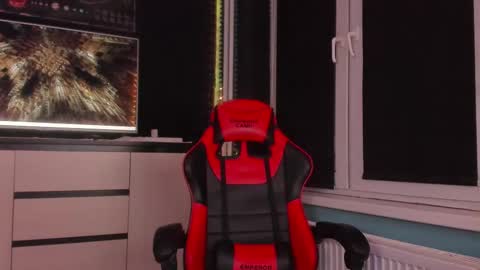 Snapshot of enkeer chatting on 17, 12, 2025 Enker online show from 17, 12, 2025