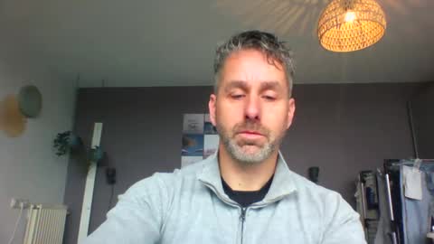 Snapshot of enzoenzo7 chatting on 4, 2, 2025 Enzos Massive Cock online show from 4, 2, 2025