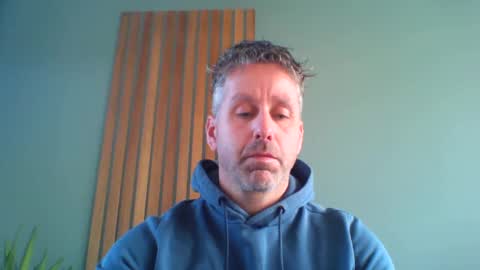 Snapshot of enzoenzo7 chatting on 19, 2, 2025 Enzos Massive Cock online show from 19, 2, 2025