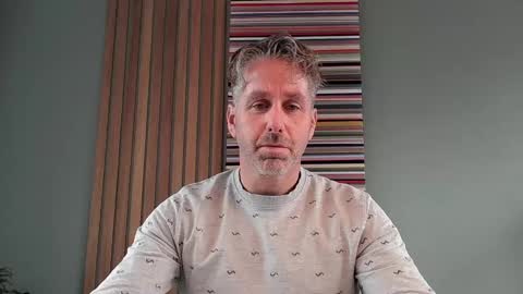 Snapshot of enzoenzo7 chatting on 29, 10, 2025 Enzos Massive Cock online show from 29, 10, 2025