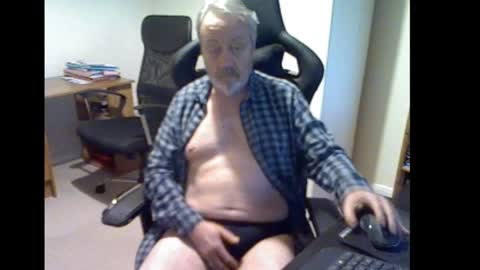 Snapshot of erasmus_d chatting on 12, 3, 2025 erasmus_d online show from 12, 3, 2025