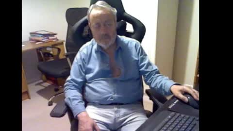 erasmus_d online show from 11, 2, 2026