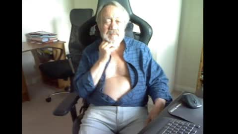erasmus_d online show from 18, 5, 2026