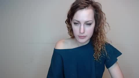 Snapshot of erdbeeren_mit_sahne chatting on 10, 12, 2024 Erdbeeren mit Sahne online show from 10, 12, 2024