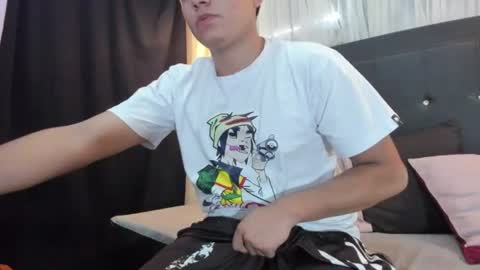 Snapshot of eren_exotic chatting on 19, 6, 2026 eren_exotic online show from 19, 6, 2026