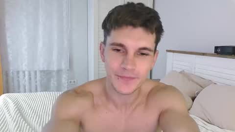 Snapshot of eric_crush chatting on 17, 9, 2025 Eric Crush online show from 17, 9, 2025