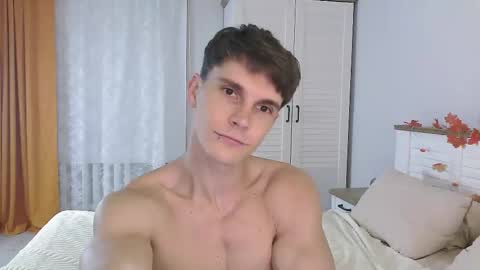 Snapshot of eric_crush chatting on 15, 10, 2025 Eric Crush online show from 15, 10, 2025