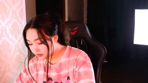 Erica Wayne online show from 25, 11, 2025