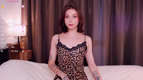 Snapshot of ericaglam chatting on 15, 12, 2024 Erica online show from 15, 12, 2024