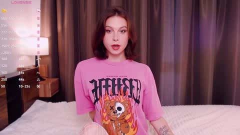 Snapshot of ericaglam chatting on 15, 12, 2024 Erica online show from 15, 12, 2024