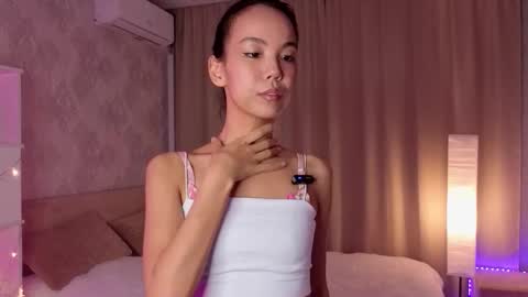 Snapshot of ericajackosn chatting on 2, 12, 2025 Emily online show from 2, 12, 2025