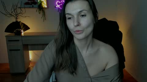 Snapshot of ericapowers chatting on 6, 12, 2024 EricaPowers online show from 6, 12, 2024