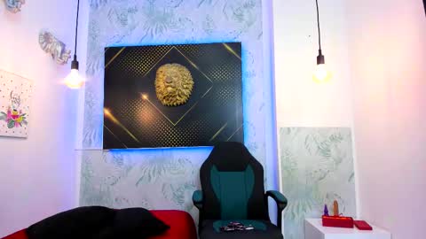   online show from 11, 2, 2025