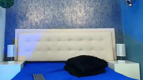   online show from 24, 9, 2025