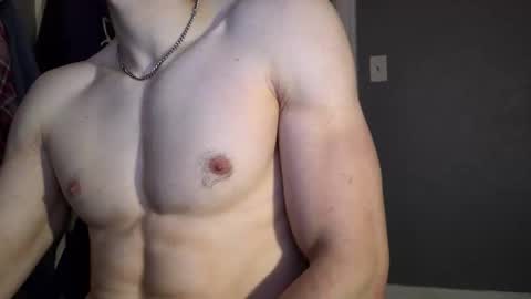 Snapshot of ericmg11 chatting on 8, 11, 2025 ericmg11 online show from 8, 11, 2025