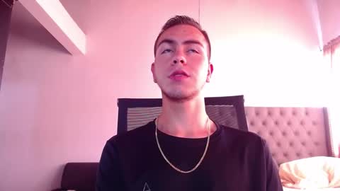 Snapshot of erik_rodriguez chatting on 15, 1, 2026 Erik rodriguez online show from 15, 1, 2026