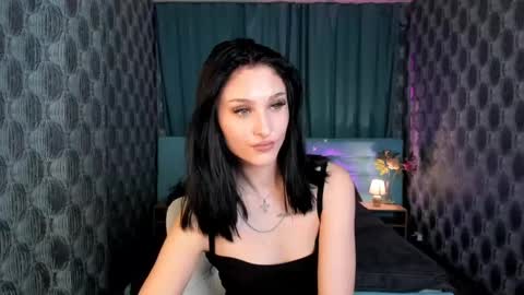 Snapshot of erika_flame chatting on 9, 3, 2025 erika_flame online show from 9, 3, 2025