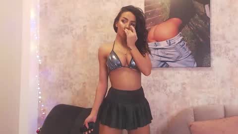 Snapshot of erikabeee1 chatting on 4, 2, 2025 Erikabeee online show from 4, 2, 2025