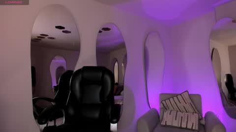 Erika Benz online show from 10, 1, 2026