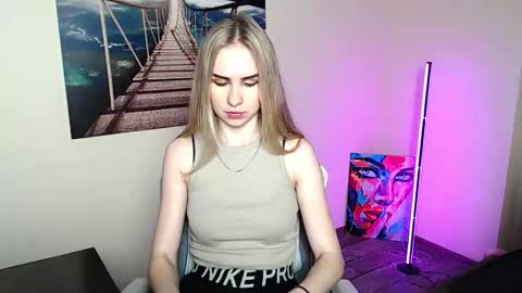 Snapshot of erikagavin chatting on 9, 6, 2026 Erika online show from 9, 6, 2026
