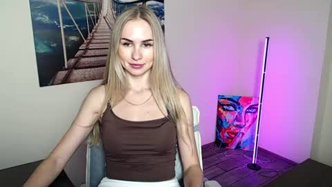 Snapshot of erikagavin chatting on 25, 6, 2026 Erika online show from 25, 6, 2026