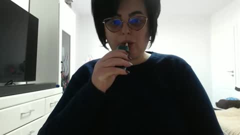 Erika online show from 1, 2, 2026