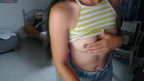 Snapshot of erina_1 chatting on 3, 8, 2026 erina_1 online show from 3, 8, 2026