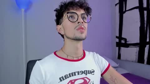   online show from 30, 10, 2025