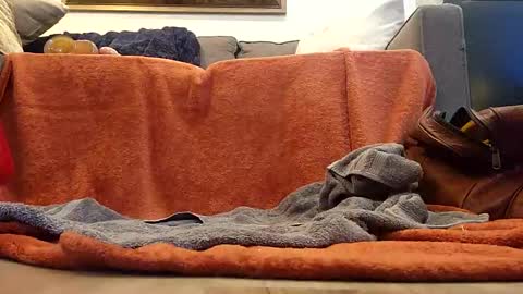 Hmmmhmmmm online show from 8, 1, 2025