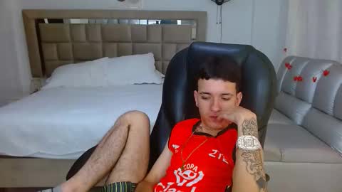 eroboyxox online show from 21, 2, 2026