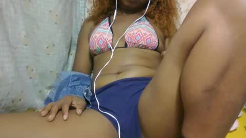 Snapshot of erolinee chatting on 10, 9, 2025 erolinee online show from 10, 9, 2025