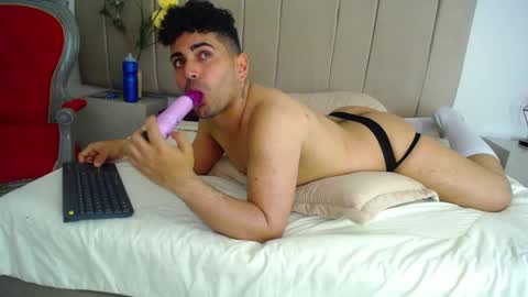 Eros Kai online show from 18, 10, 2025