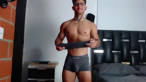 Eros online show from 3, 11, 2025