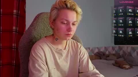 esajukyy online show from 10, 2, 2025