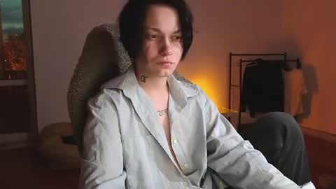 esajukyy online show from 27, 6, 2026