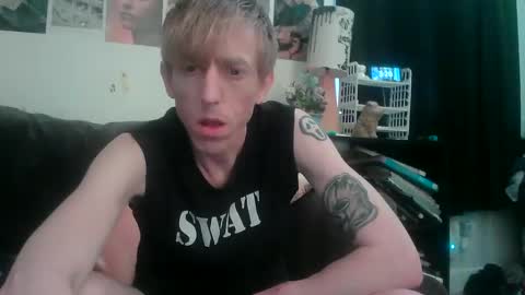 Snapshot of esc_del chatting on 5, 3, 2025 esc del online show from 5, 3, 2025