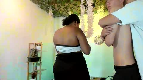 escarlet_hot06 online show from 25, 2, 2026