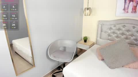 Escarlet online show from 7, 4, 2026