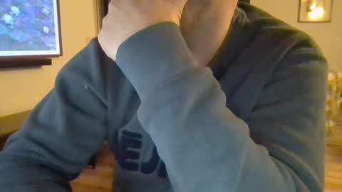 Snapshot of esclavepourfemme chatting on 8, 3, 2025 esclavepourfemme online show from 8, 3, 2025