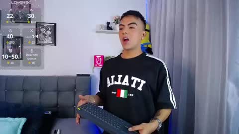 Snapshot of esdavidhernandez_ chatting on 21, 6, 2026 DAVID online show from 21, 6, 2026