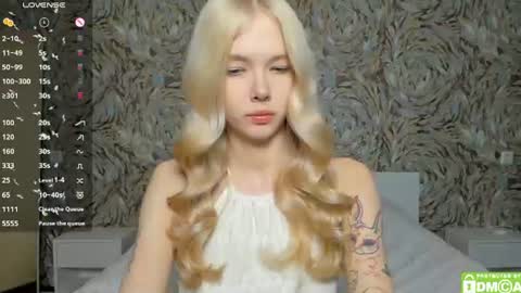 Snapshot of eshcka chatting on 10, 6, 2026 Megan and Brad online show from 10, 6, 2026
