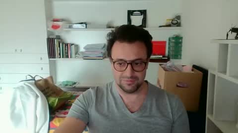 esibizionista 91 online show from 28, 2, 2025